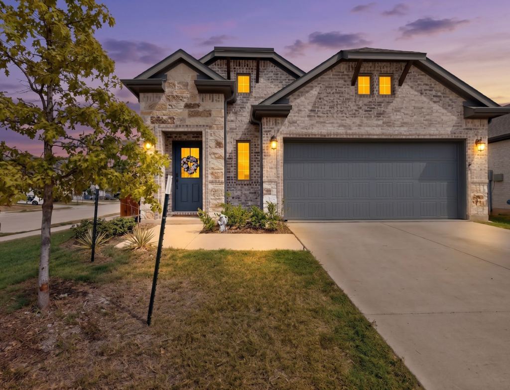 902 Crested View Place, Lavon, TX 75166 — photo 1