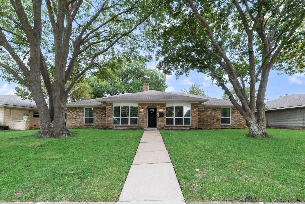 3208 Robin Road, Plano, TX 75075 — photo 1