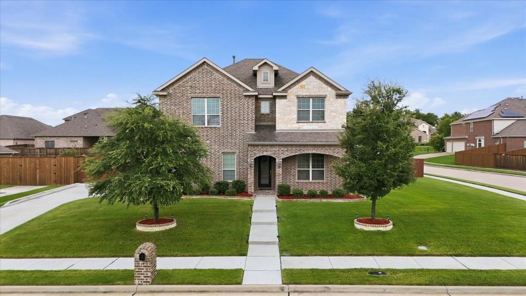 3033 Charing Cross Road, Midlothian, TX 76065 — photo 1