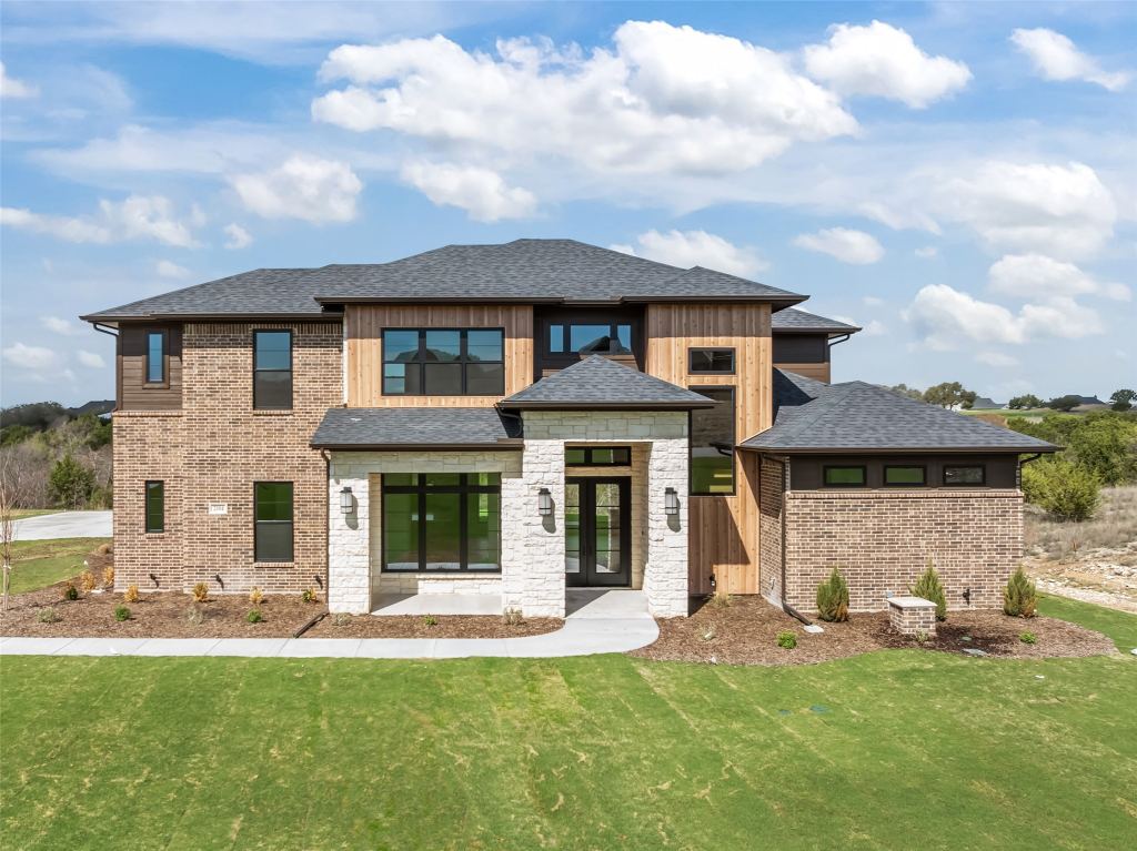 2104 Eagles Ridge Drive, Weatherford, TX 76087 — photo 1