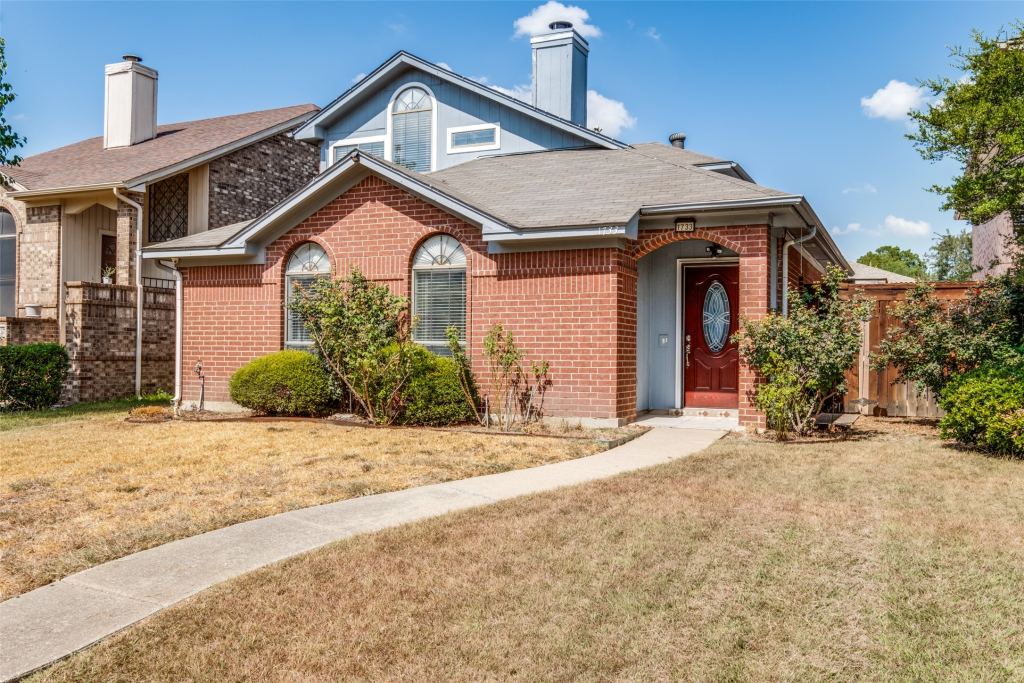 1733 Palo Alto Drive