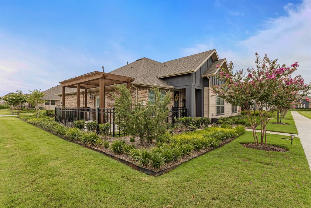 1005 4th Street, Argyle, TX 76226 — photo 1