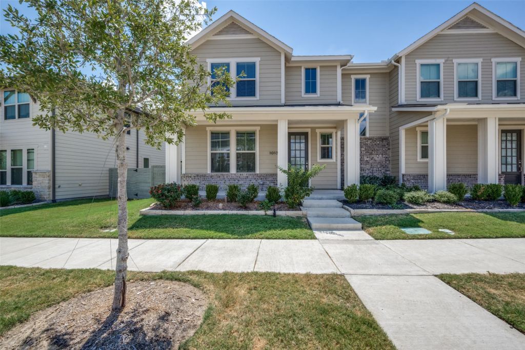 1013 14th Street, Argyle, TX 76226 — photo 1