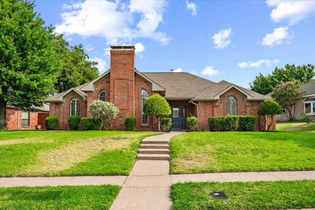 2669 Daffodil Drive, Richardson, TX 75082 — photo 1