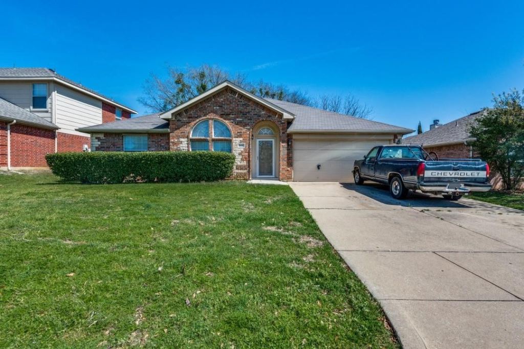 1606 Cancun Drive, Mansfield, TX 76063 — photo 1