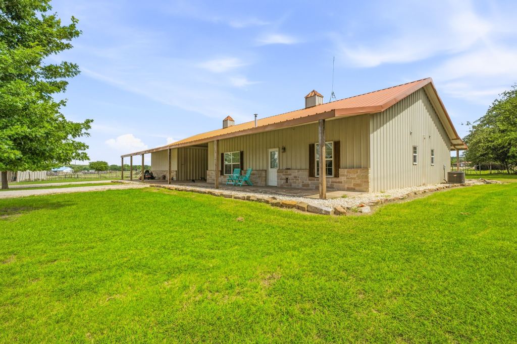 2400 Horsemans Drive, Stephenville, TX 76401 — photo 1