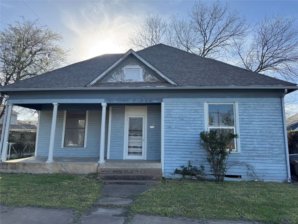 317 Scullin, Denison, TX 75020 — photo 1