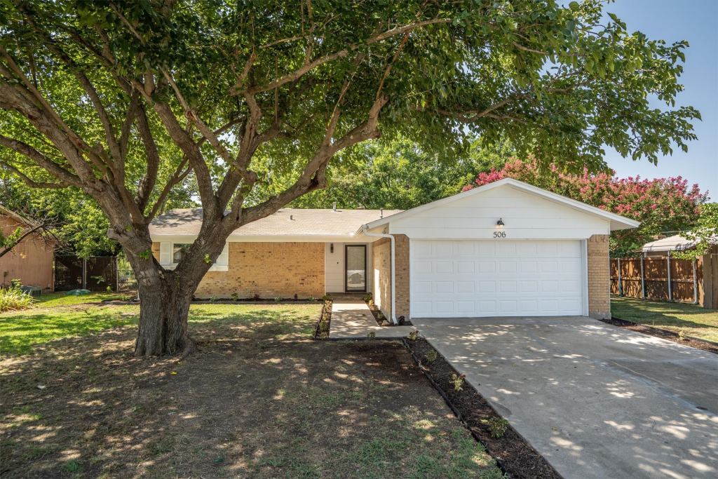 506 Retama Street, Denton, TX 76209 — photo 1