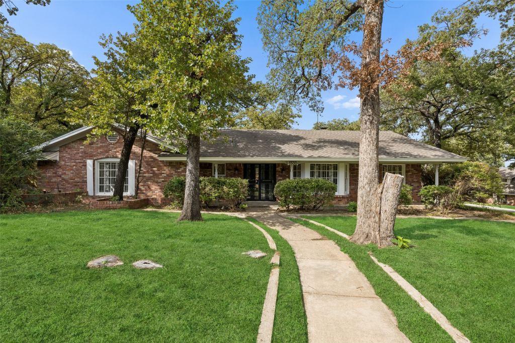 1500 Danciger Drive, Fort Worth, TX 76112 — photo 1