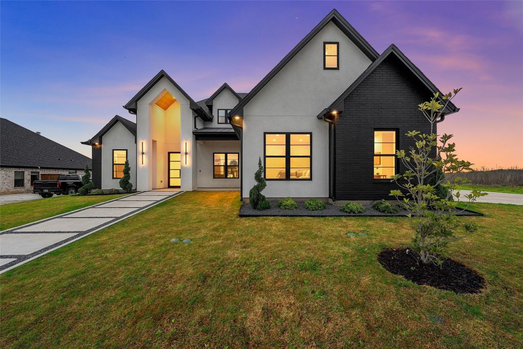 13001 Big Bend Boulevard, Woodway, TX 76712 — photo 1