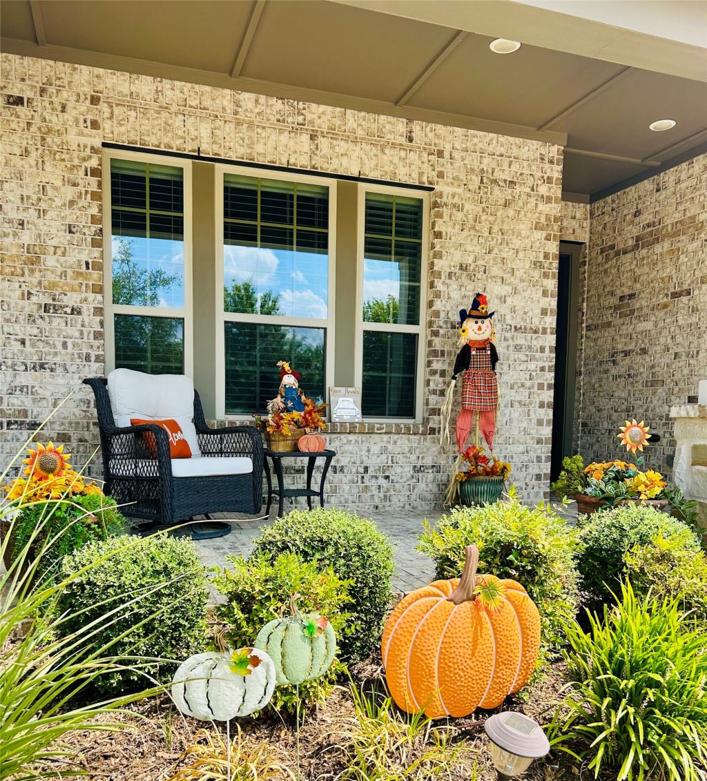 4817 Beaver Creek Drive, Arlington, TX 76005 — photo 1