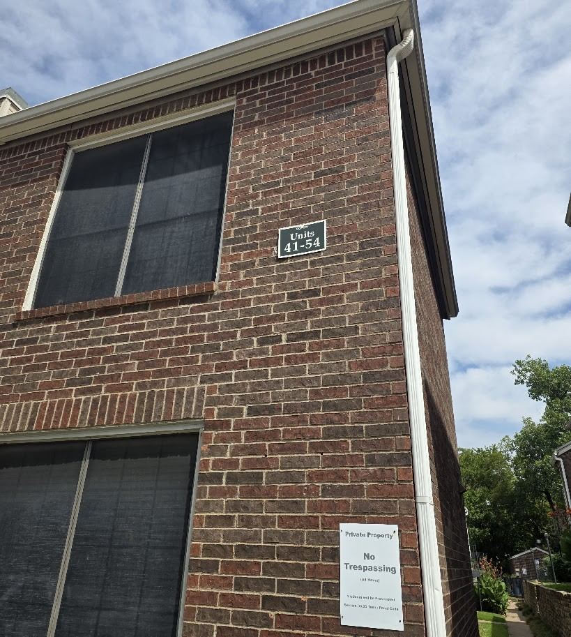 8545 Midpark Road 44, Dallas, TX 75240 — photo 1