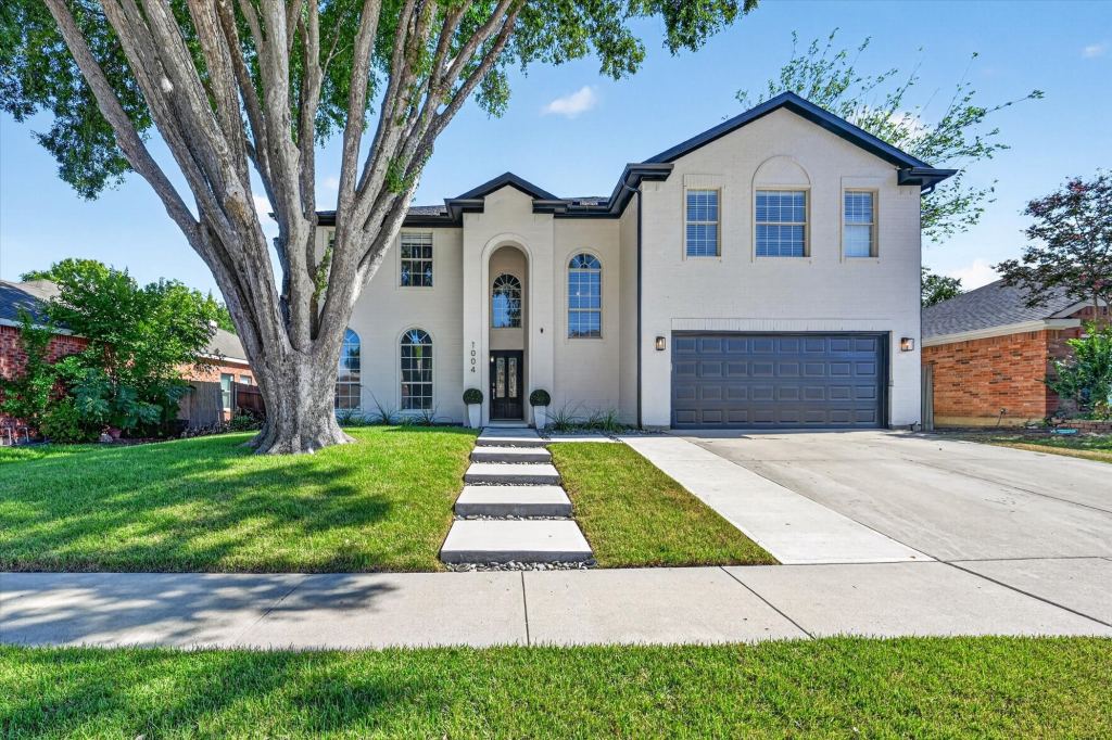 1004 Bonanza Drive