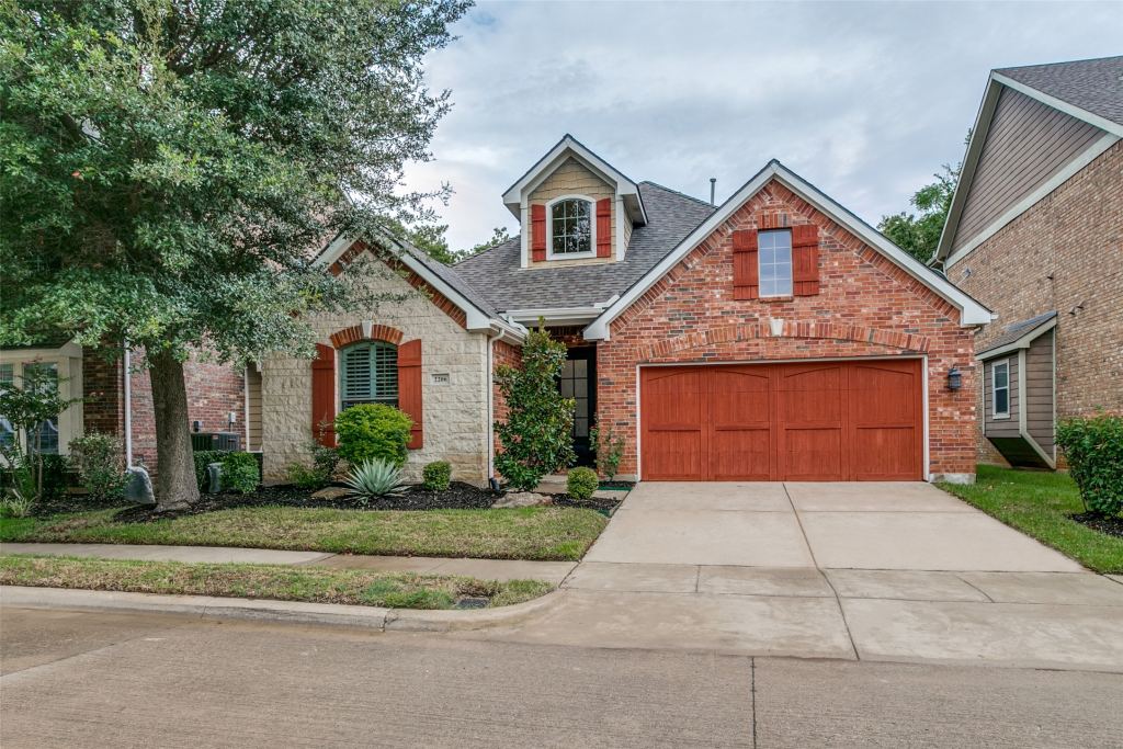 2206 Muskeg Lane