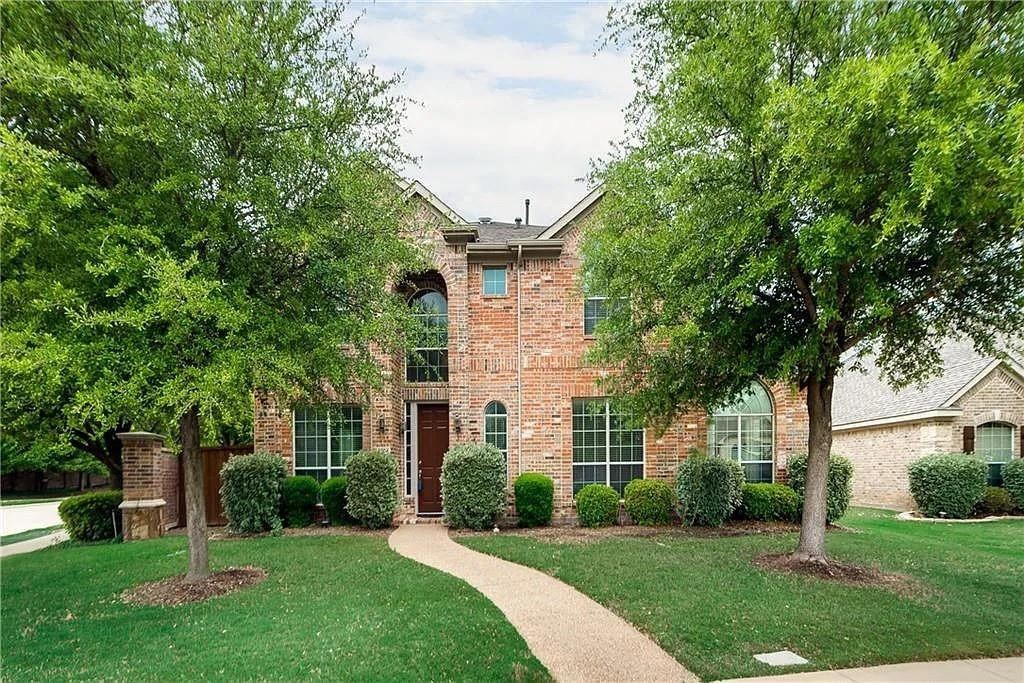 9304 Regal Oaks Drive, McKinney, TX 75072 — photo 1