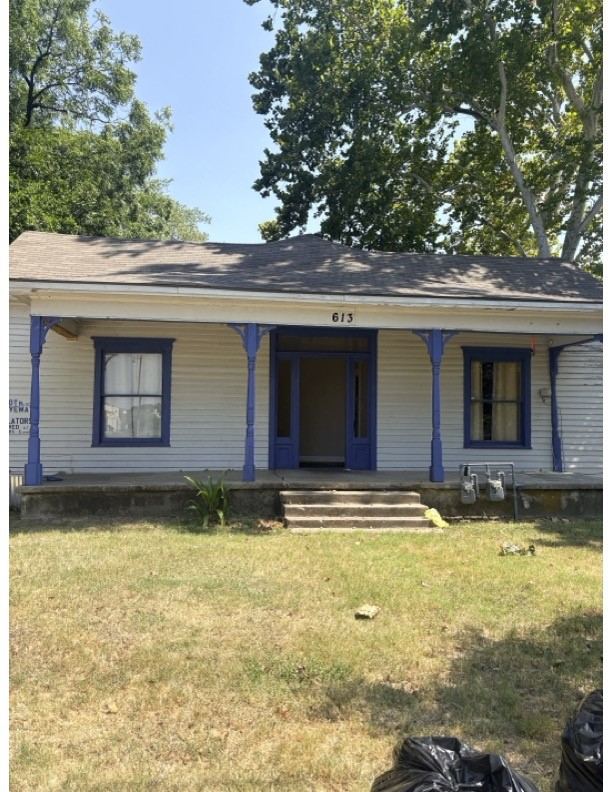 613 W 9th Avenue A and B, Corsicana, TX 75110 — photo 1