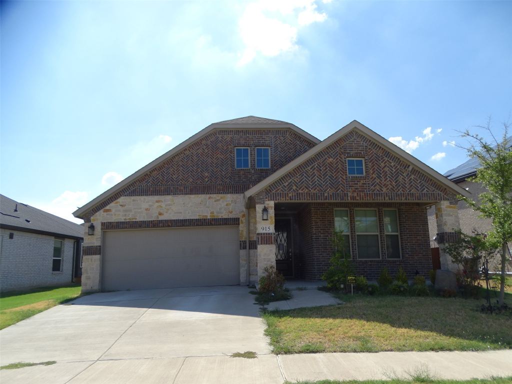 915 Hawthorn Lane, Mansfield, TX 76063 — photo 1