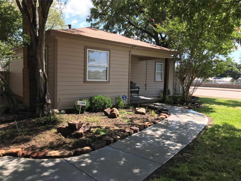 2521 Littlepage Street, Fort Worth, TX 76107 — photo 1