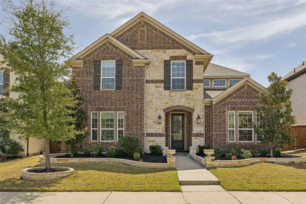 15789 Coral Tree Lane