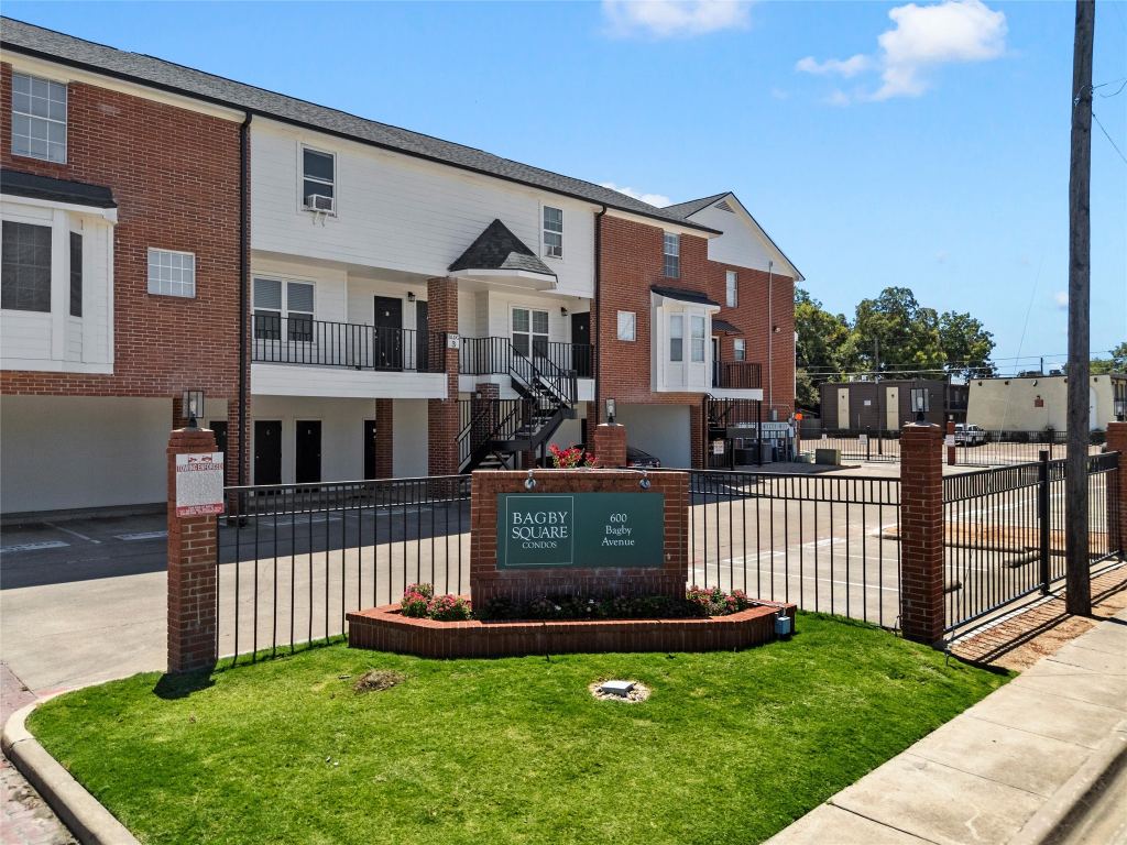 600 Bagby Avenue 6B, Waco, TX 76706 — photo 1
