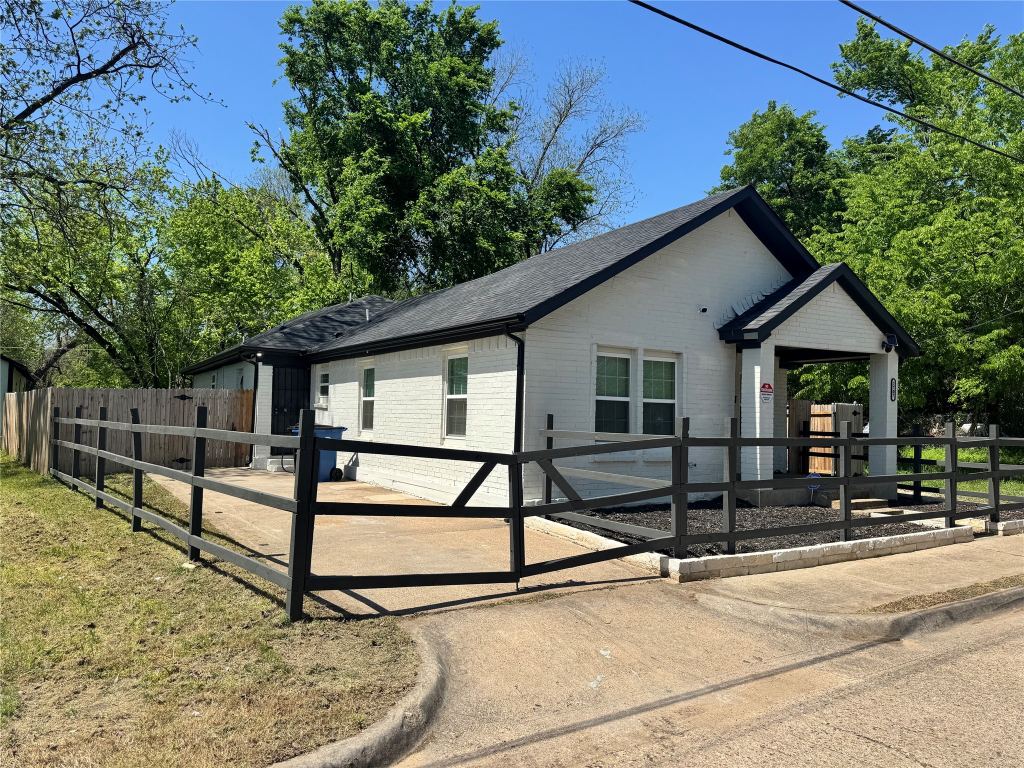 2707 Cross Street, Dallas, TX 75210 — photo 1