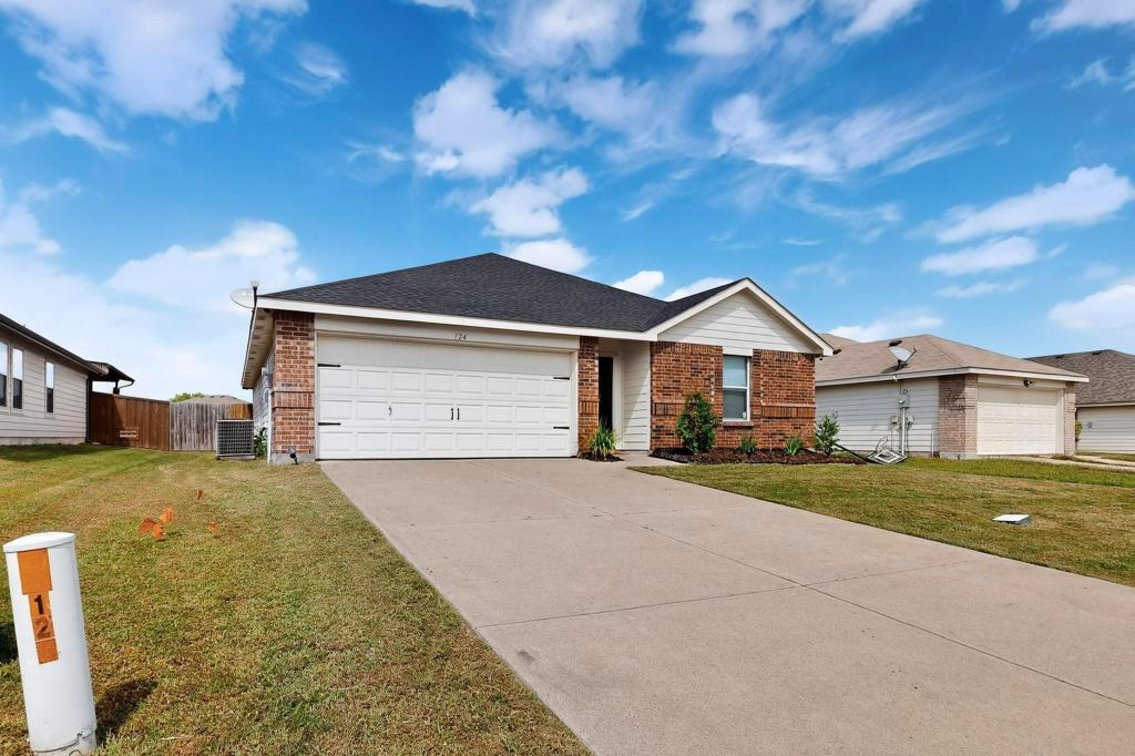 124 Sandlewood Drive