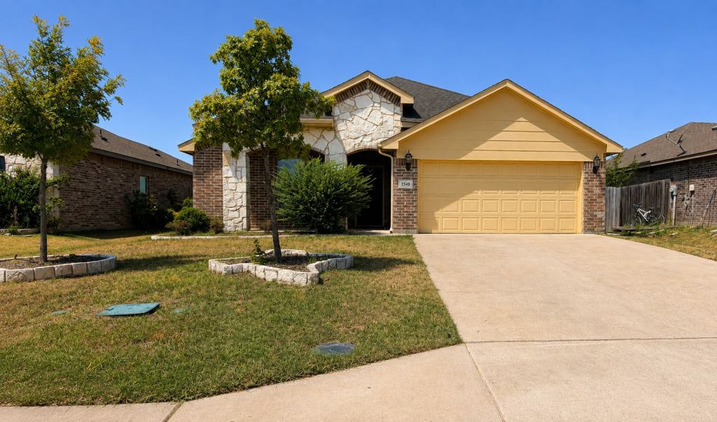 1549 Portofino Drive, Dallas, TX 75217 — photo 1