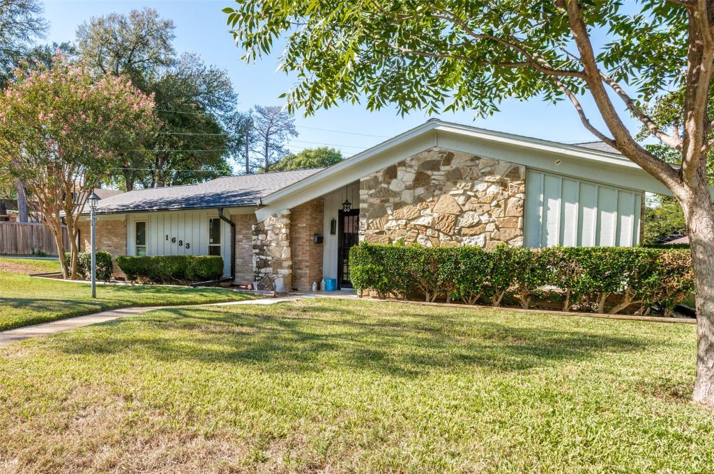 1633 Hanging Cliff Drive, Dallas, TX 75224 — photo 1