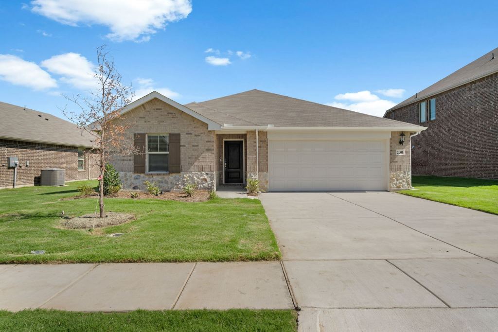 230 Teton Street, Greenville, TX 75402 — photo 1