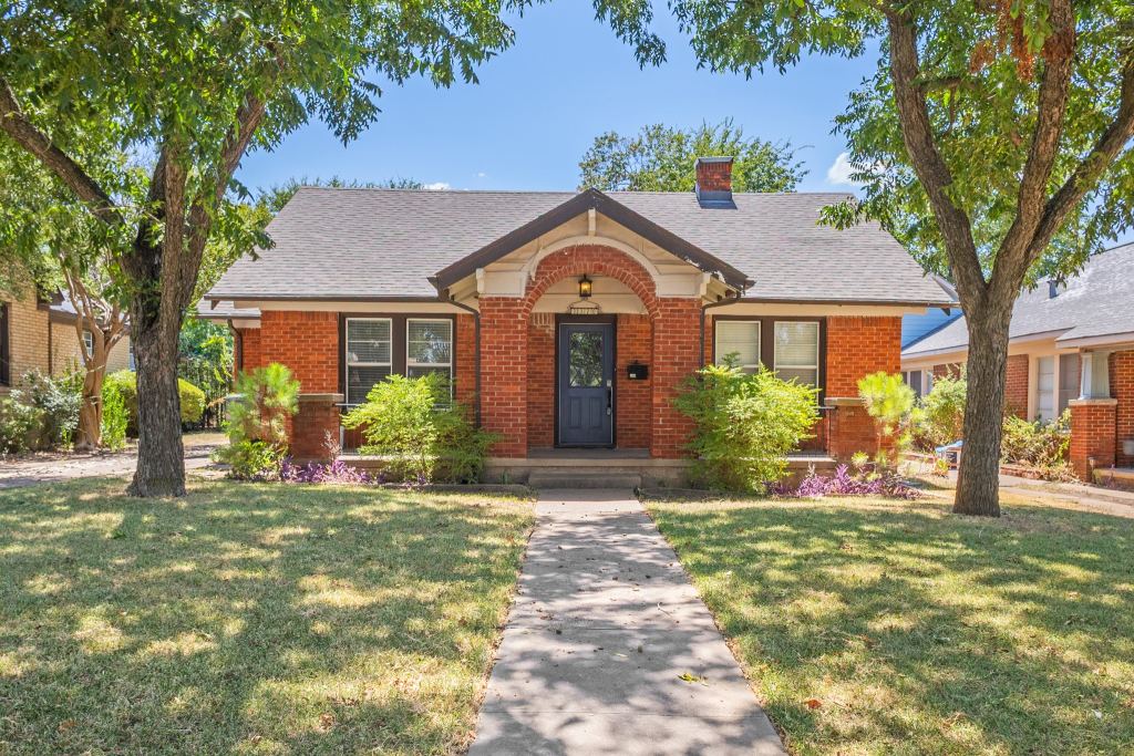 3326 Burlingdell Avenue, Dallas, TX 75211 — photo 1