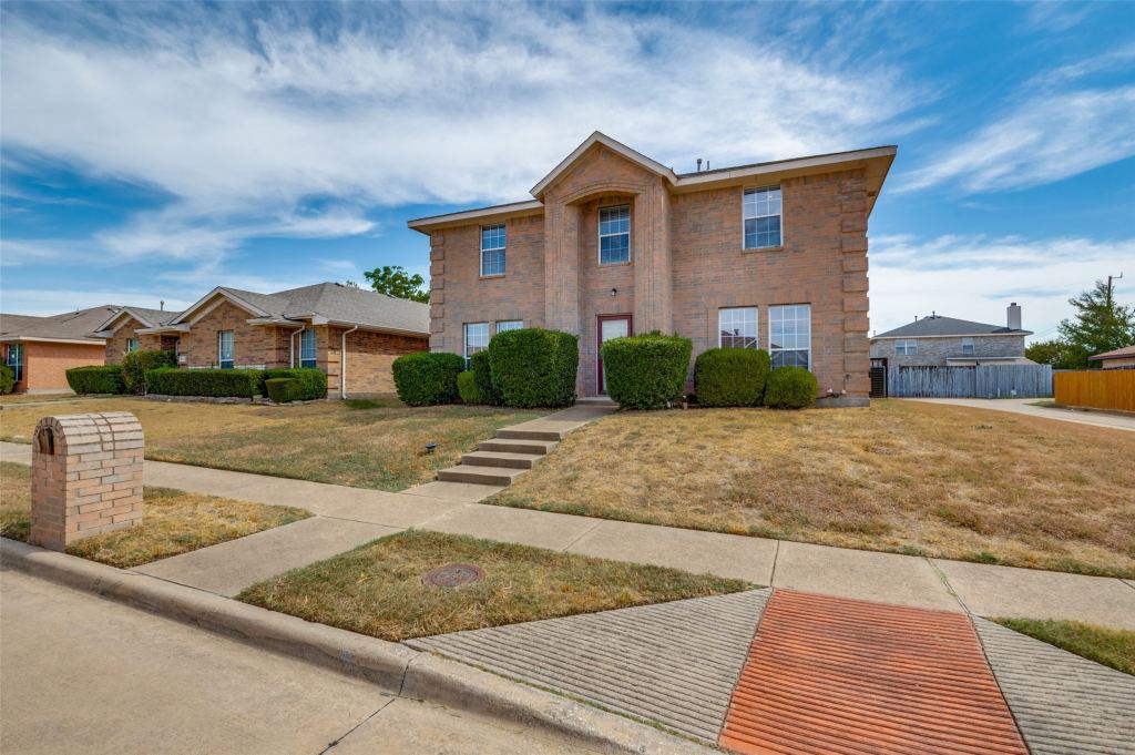 1308 Arbordale Court