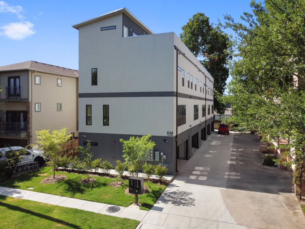 5810 Hudson Street 104, Dallas, TX 75206 — photo 1