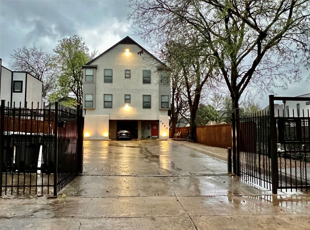 5969 Lewis Street 201, Dallas, TX 75206 — photo 1
