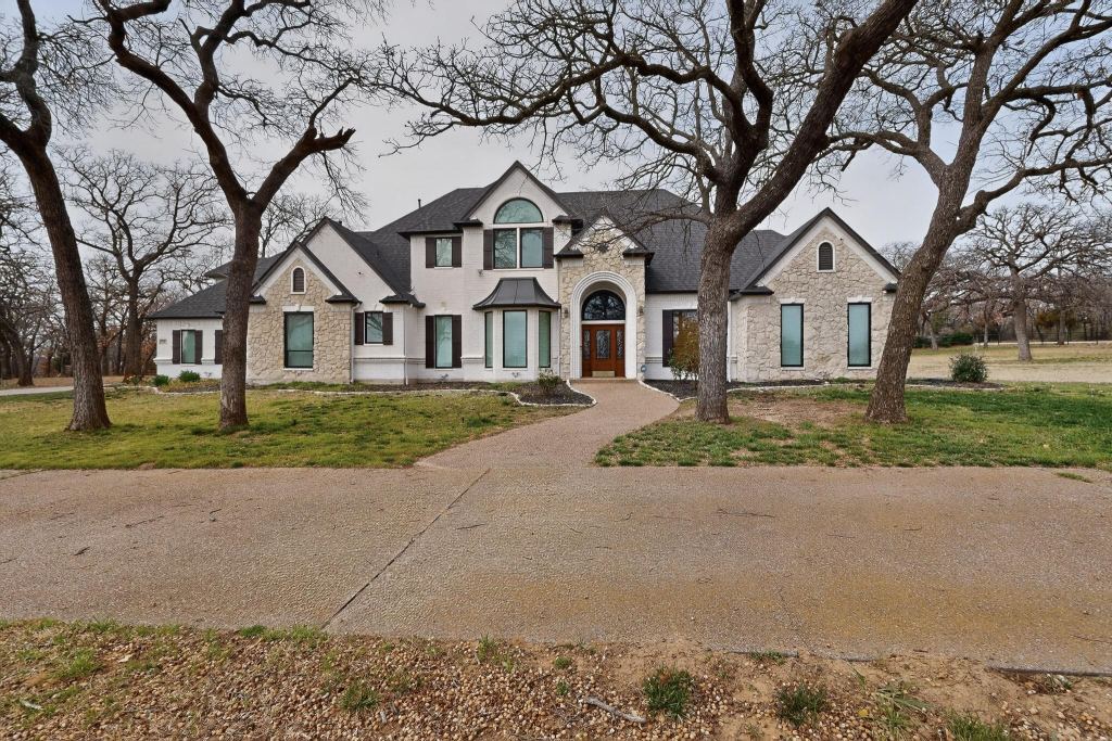531 E Hickory Ridge Circle, Argyle, TX 76226 — photo 1