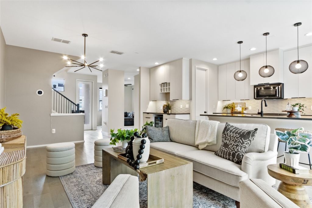 4703 Munger Avenue 102, Dallas, TX 75204 — photo 1
