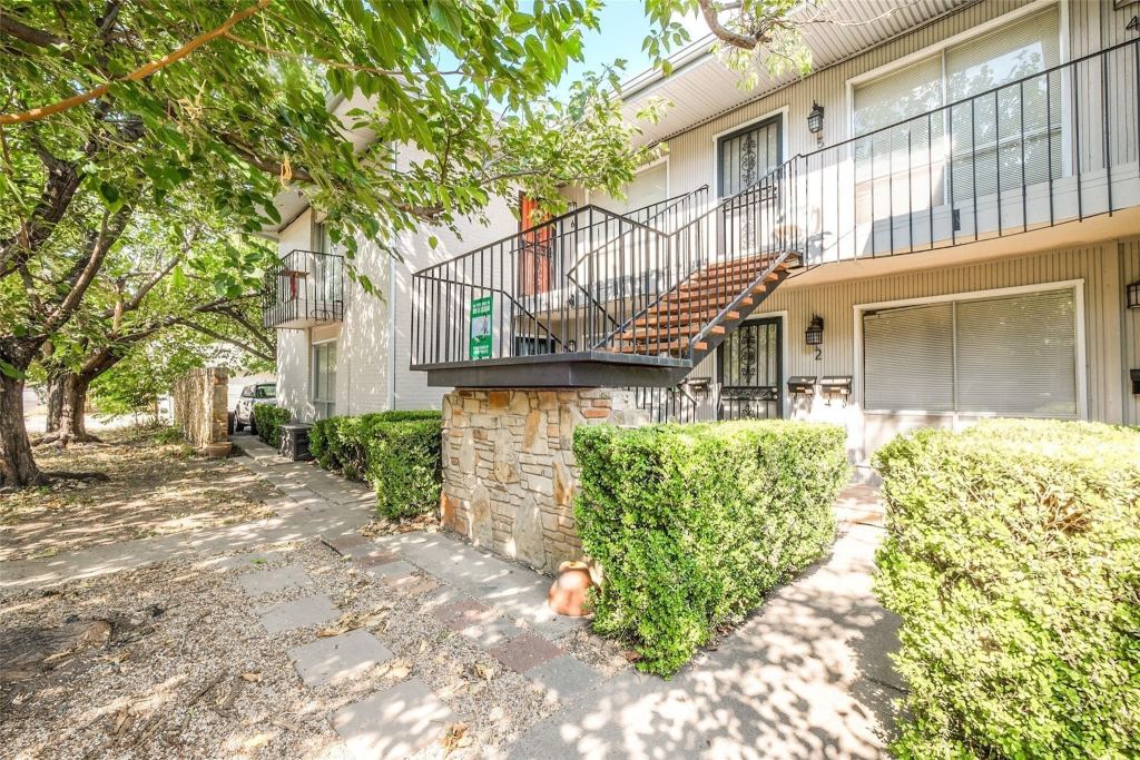 4636 Dexter Avenue 4, Fort Worth, TX 76107 — photo 1
