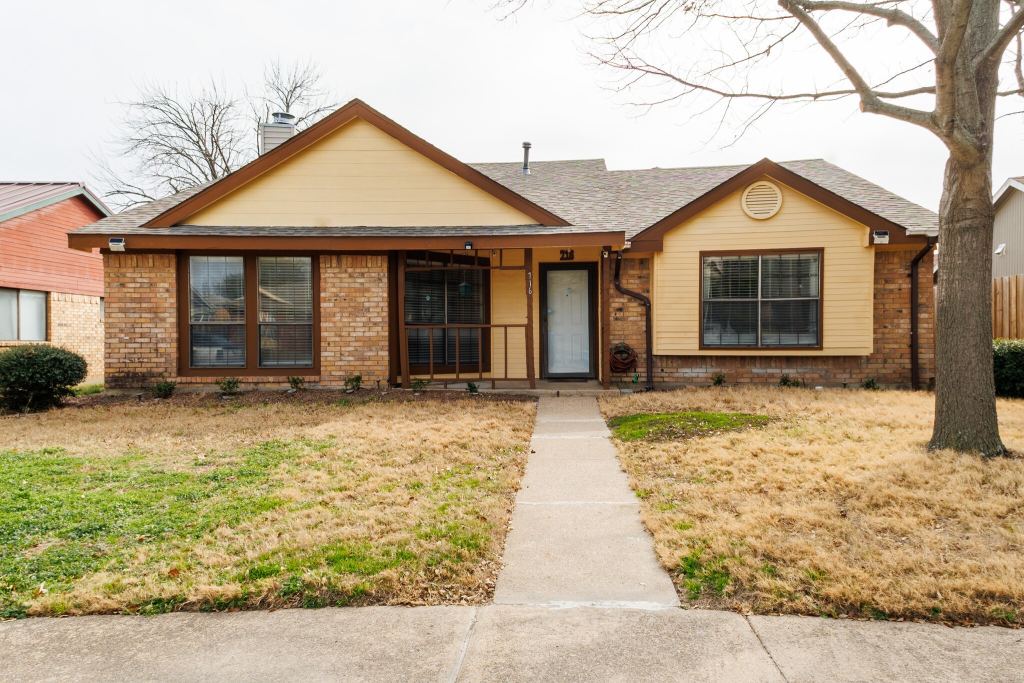 716 Fieldwood Drive, Mesquite, TX 75150 — photo 1