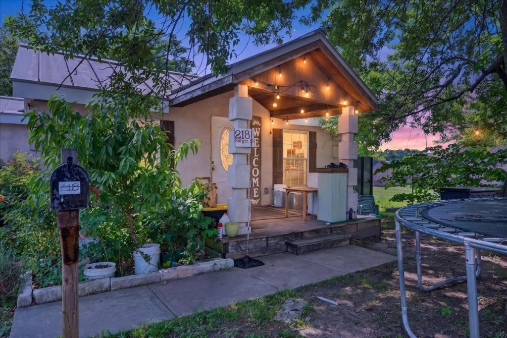 218 Barger Street, Garland, TX 75040 — photo 1