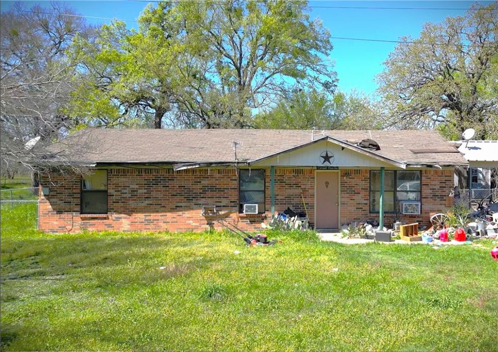 276 Hazelwood Avenue, Waco, TX 76705 — photo 1