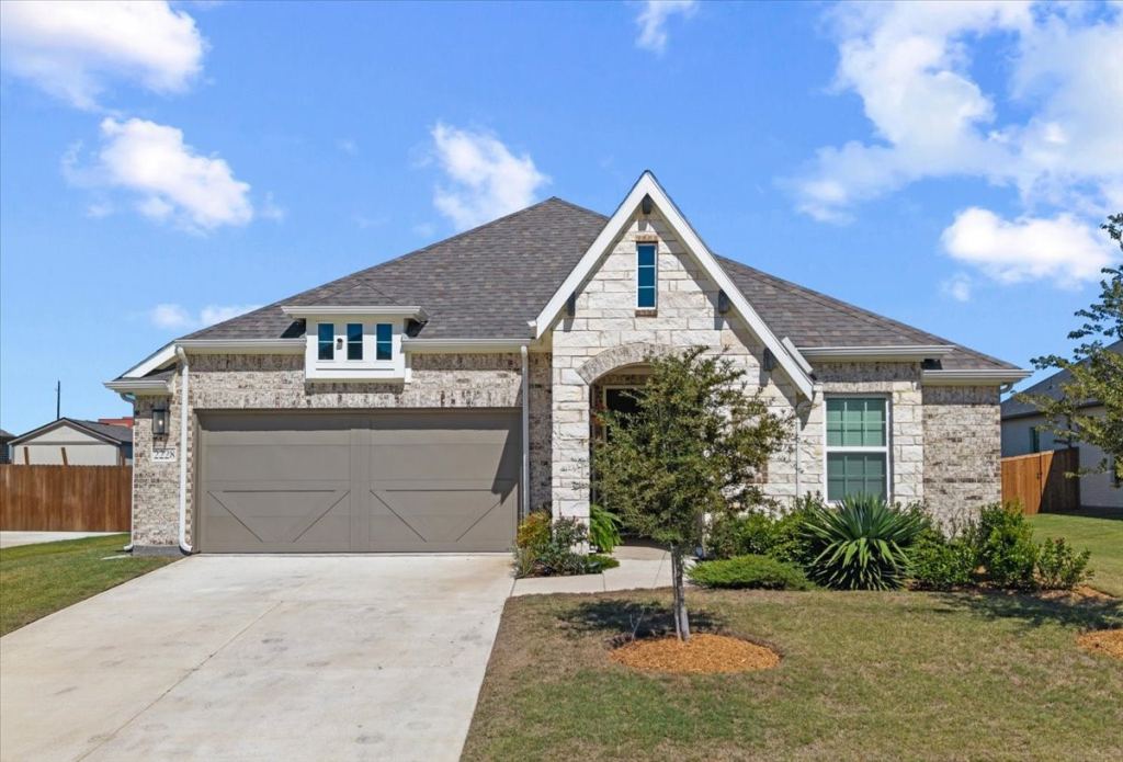 2228 Garnet Drive