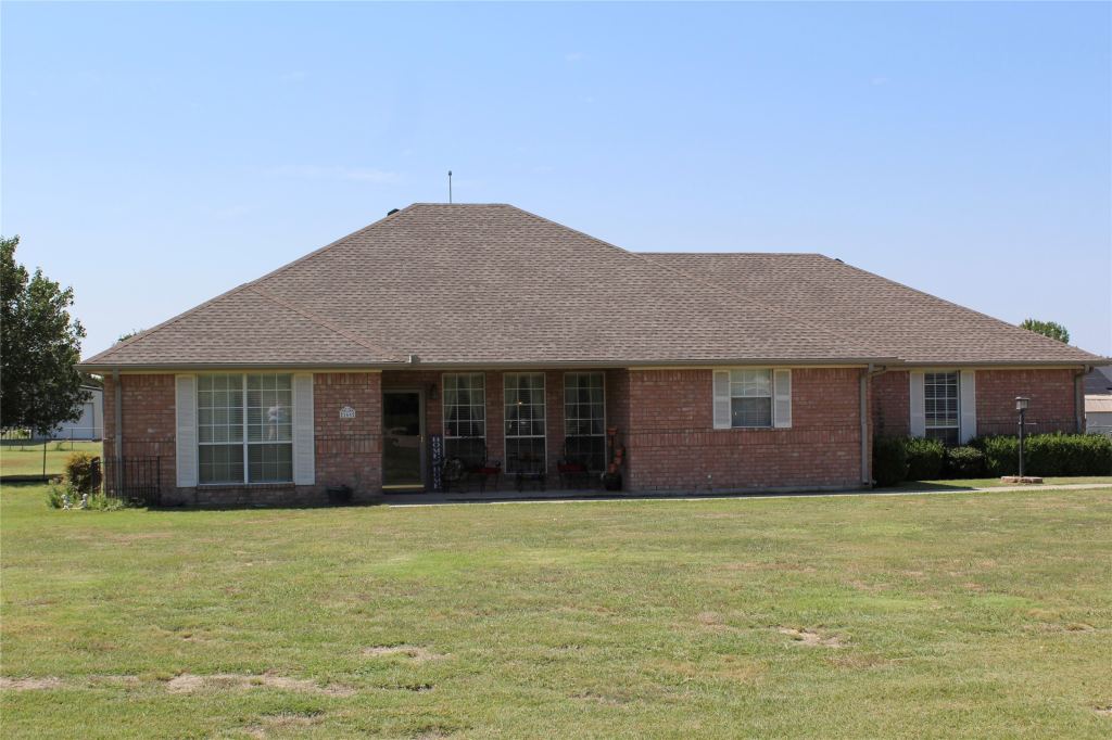 166 Meadowview Circle, Van Alstyne, TX 75495 — photo 1