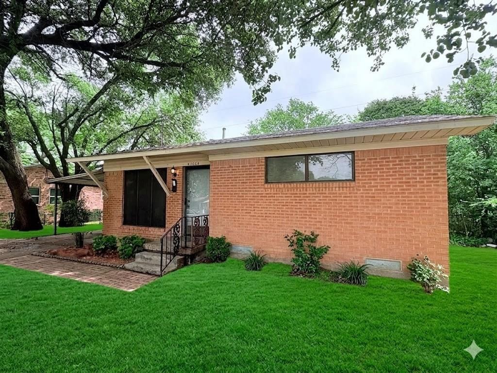 1004 Powell Road