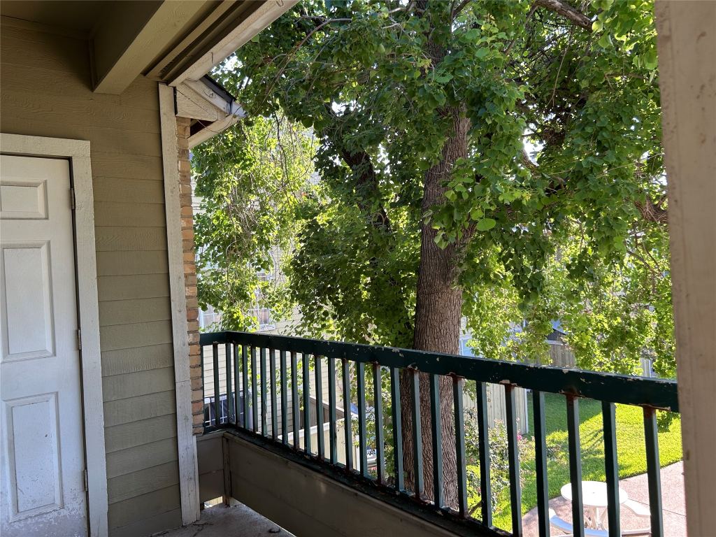 4107 Esters Road 808, Irving, TX 75038 — photo 1
