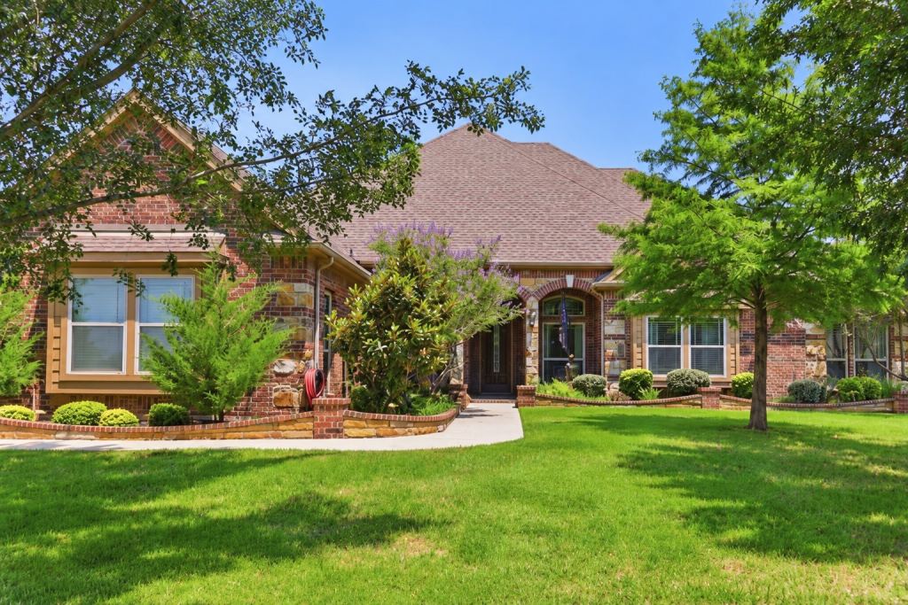 186 Las Colinas Trail, Cross Roads, TX 76227 — photo 1