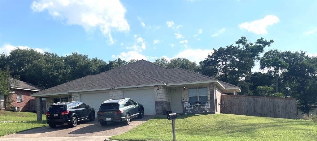 1008 Briar Drive A & B, Waco, TX 76710 — photo 1