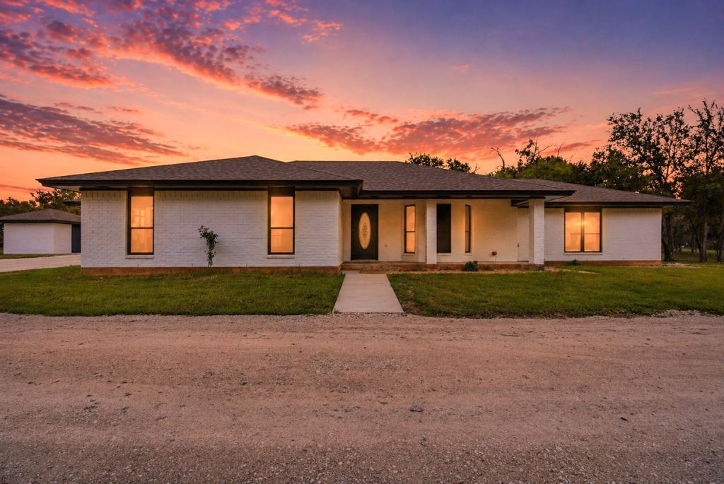 1070 Diamond Oaks Road, Stephenville, TX 76401 — photo 1