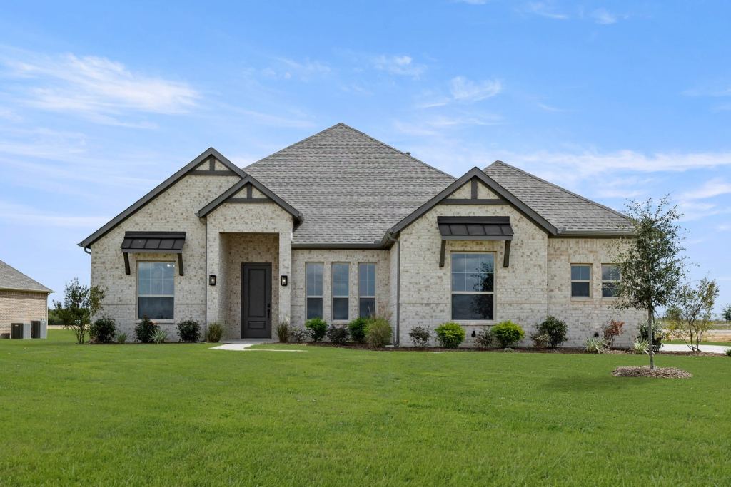 124 Evanston Court