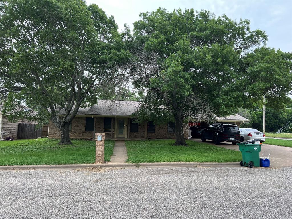 501 Spring Meadow Street, Stephenville, TX 76401 — photo 1