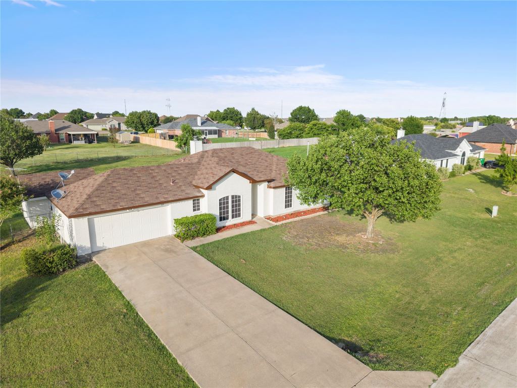 105 Dustin Drive, Fate, TX 75189 — photo 1
