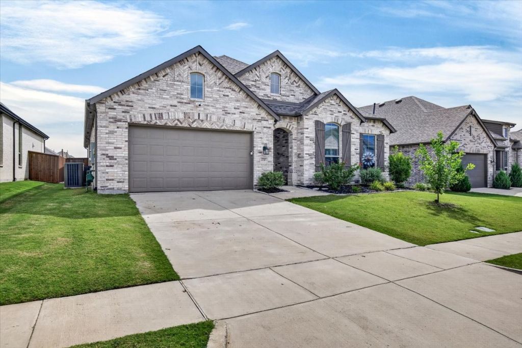 1737 Sheldon Drive, Forney, TX 75126 — photo 1